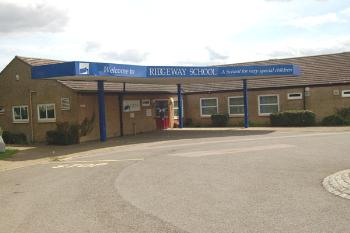 Picture of Ridgeway School taken in July 2007